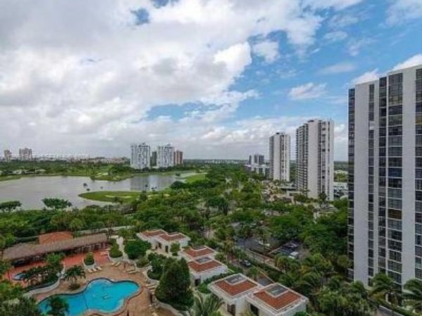 20281 E Country Club Dr , Unit 1105, Aventura, FL 33180