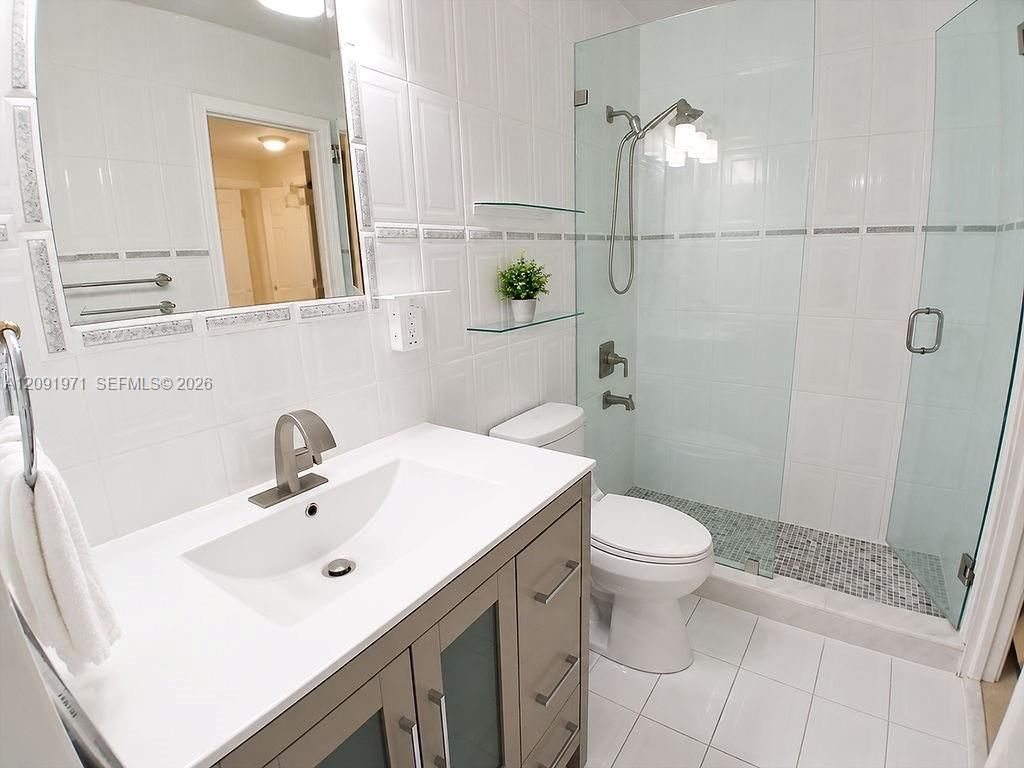 11233 SW 88th St , Unit 202-E, Miami, FL 33176 Photo