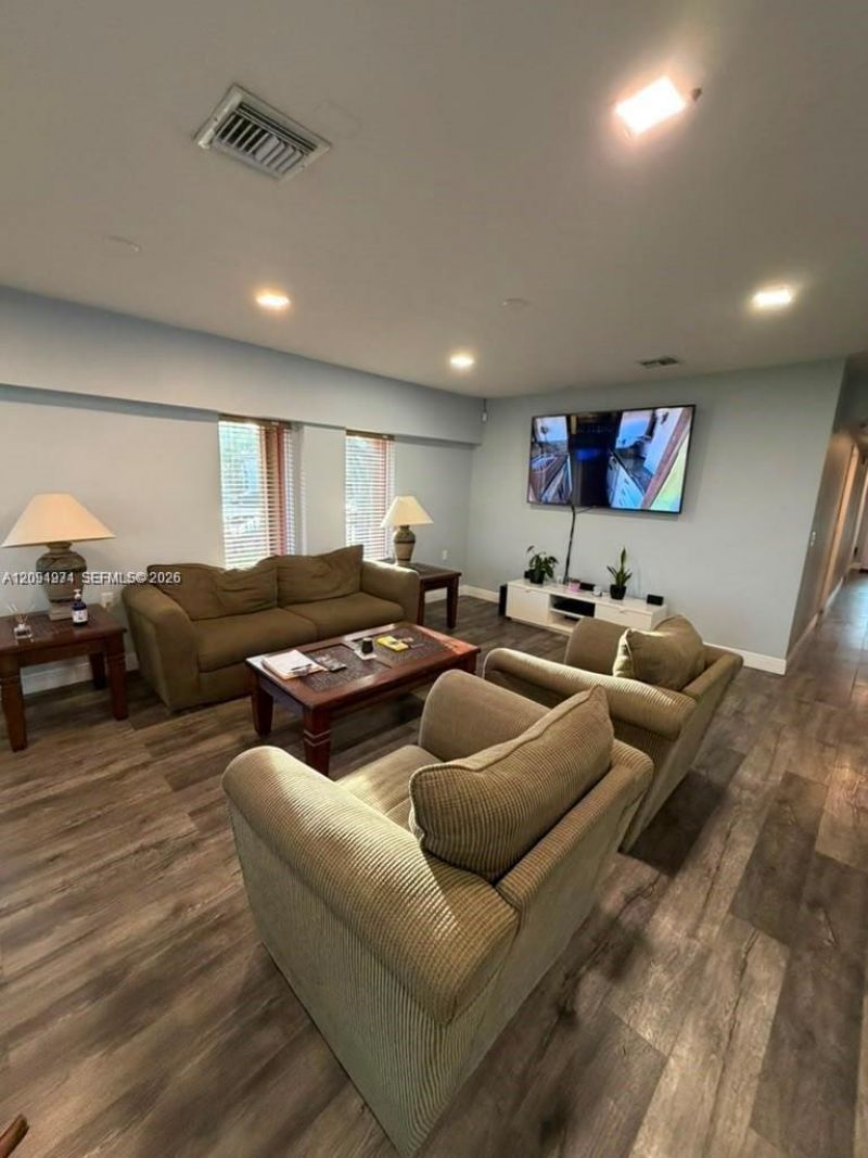 11233 SW 88th St , Unit 202-E, Miami, FL 33176 Photo