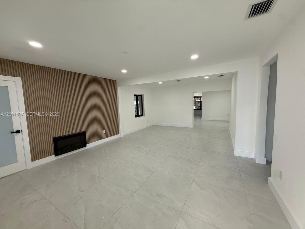 3151 NW 2nd St , Miami, FL 33125 Photo