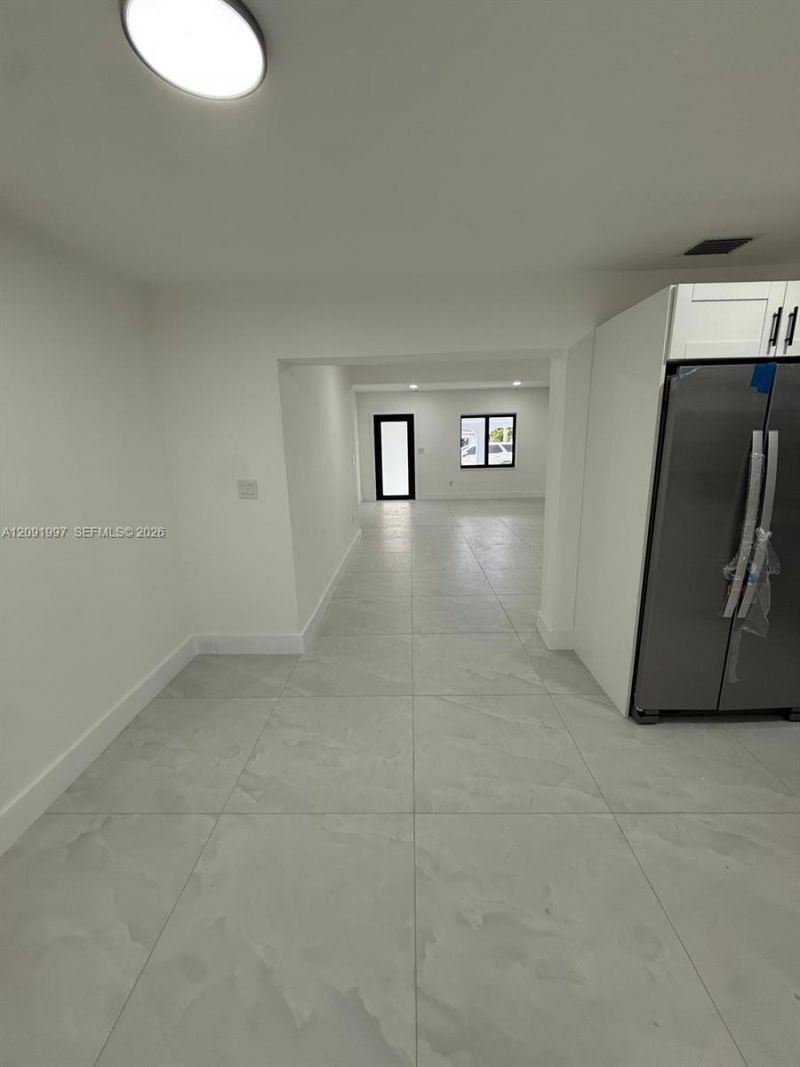 3151 NW 2nd St , Miami, FL 33125 Photo