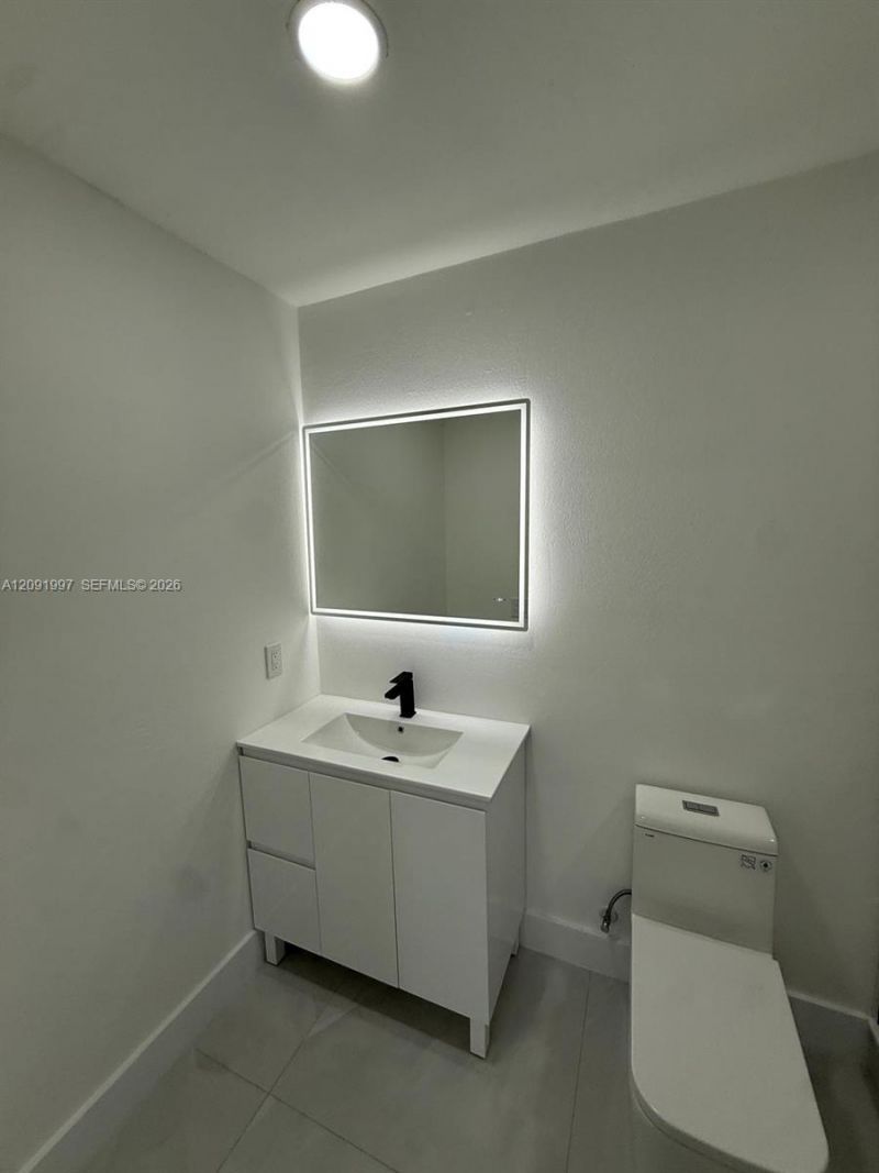 3151 NW 2nd St , Miami, FL 33125 Photo