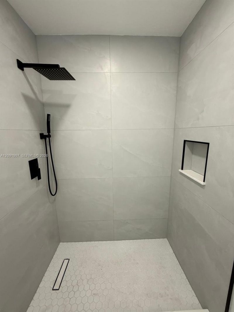 3151 NW 2nd St , Miami, FL 33125 Photo