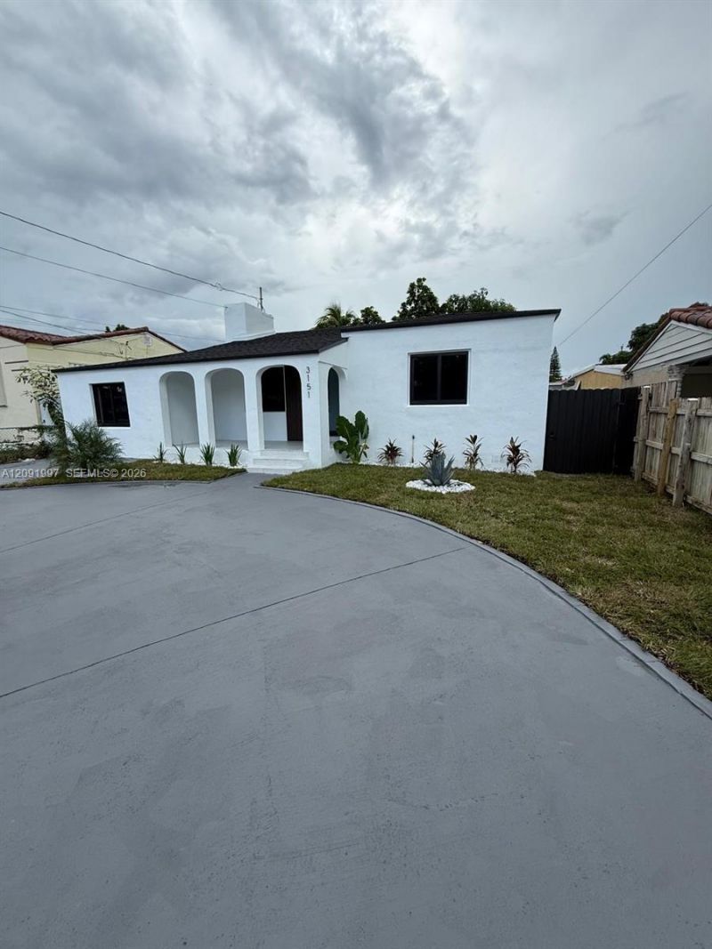 3151 NW 2nd St , Miami, FL 33125 Photo