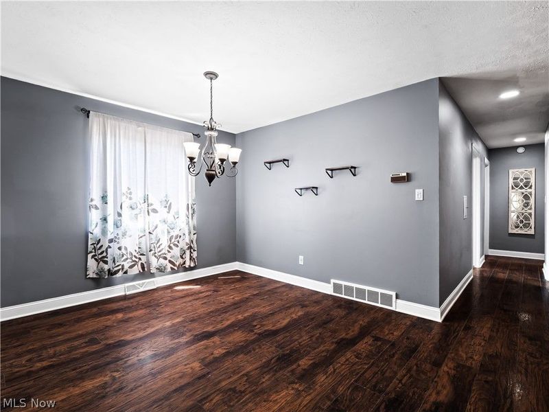 19506 Marwood Avenue, Cleveland, OH 44135 Photo 22