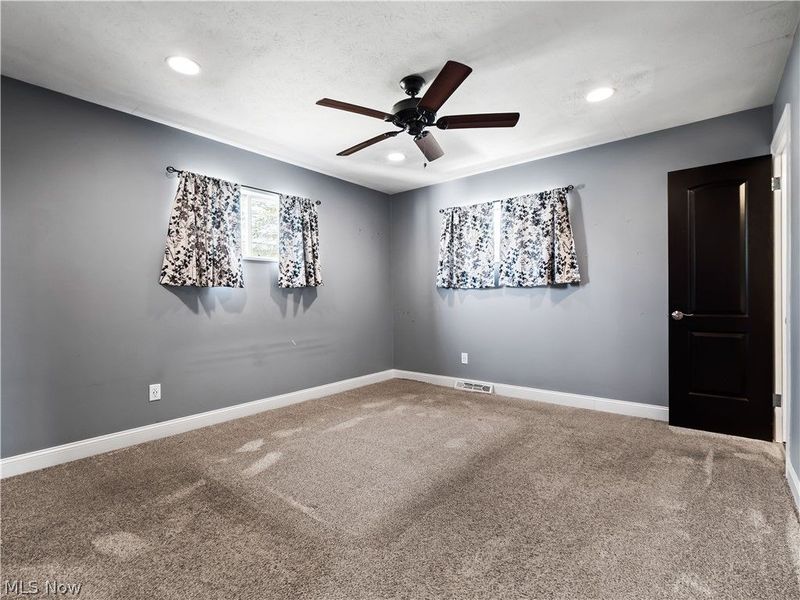 19506 Marwood Avenue, Cleveland, OH 44135 Photo 31