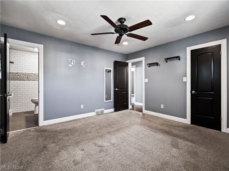 19506 Marwood Avenue, Cleveland, OH 44135 Photo 32