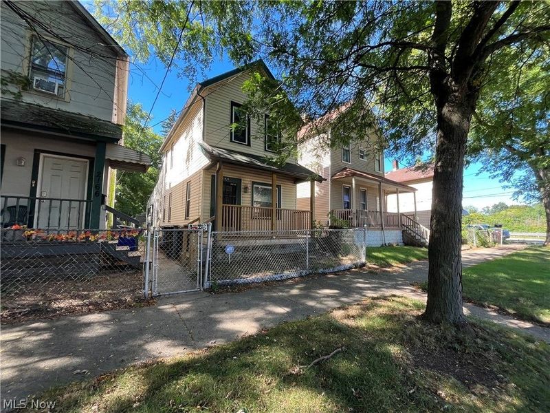 2164 W 45th Street, Cleveland, OH 44102 Photo 3