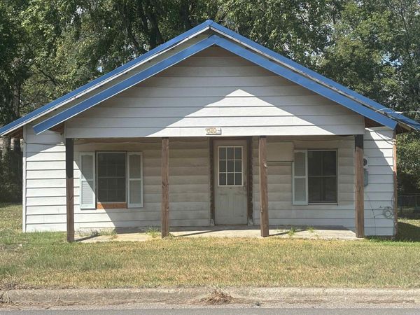 510 Dallas Avenue, Mena, AR 71953