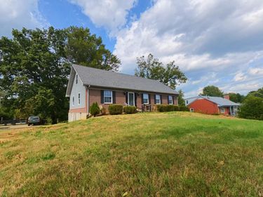 4203 Winchester Road, Lexington, KY 40509