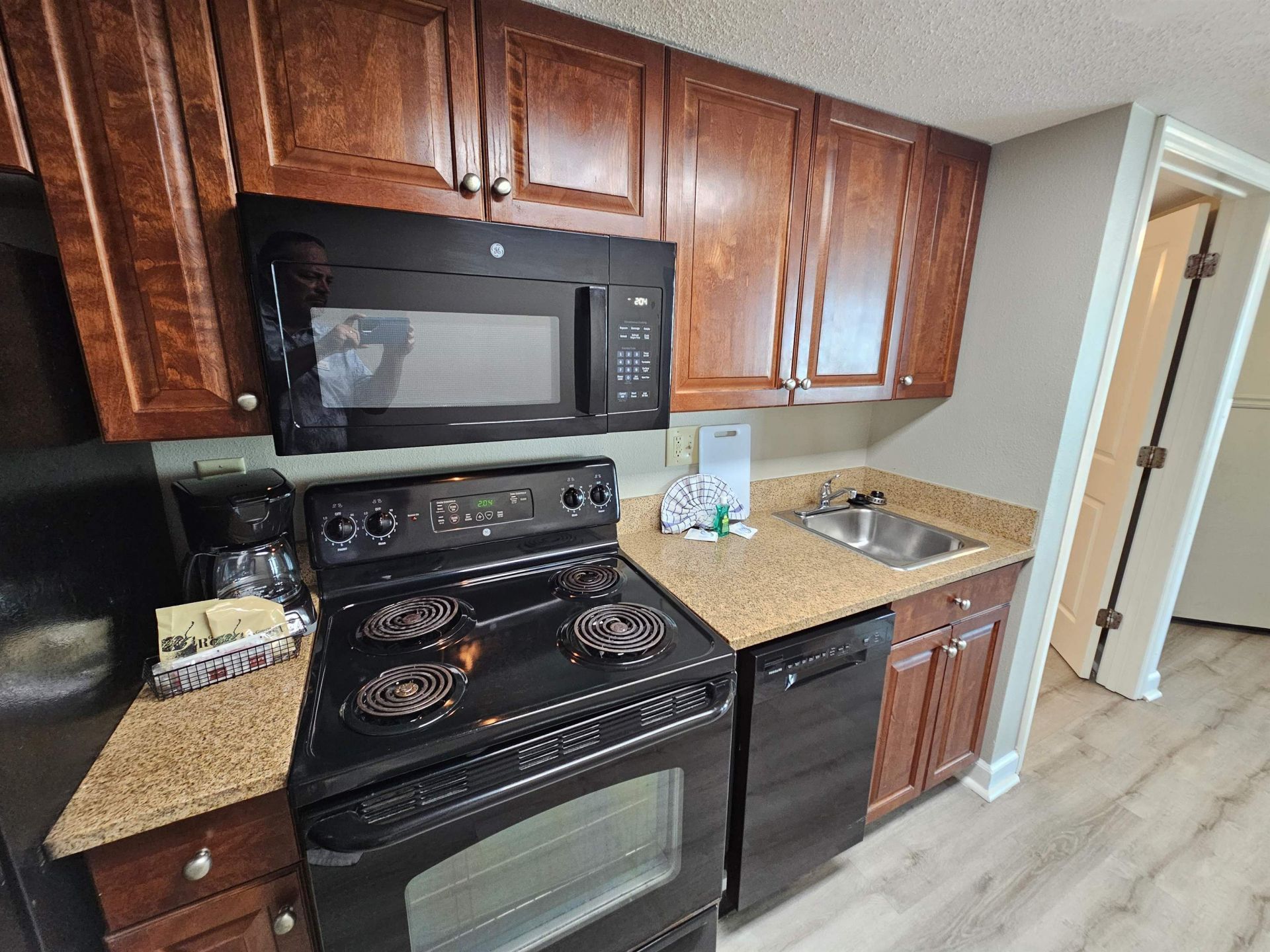 5200 N Ocean Blvd. Photo 10