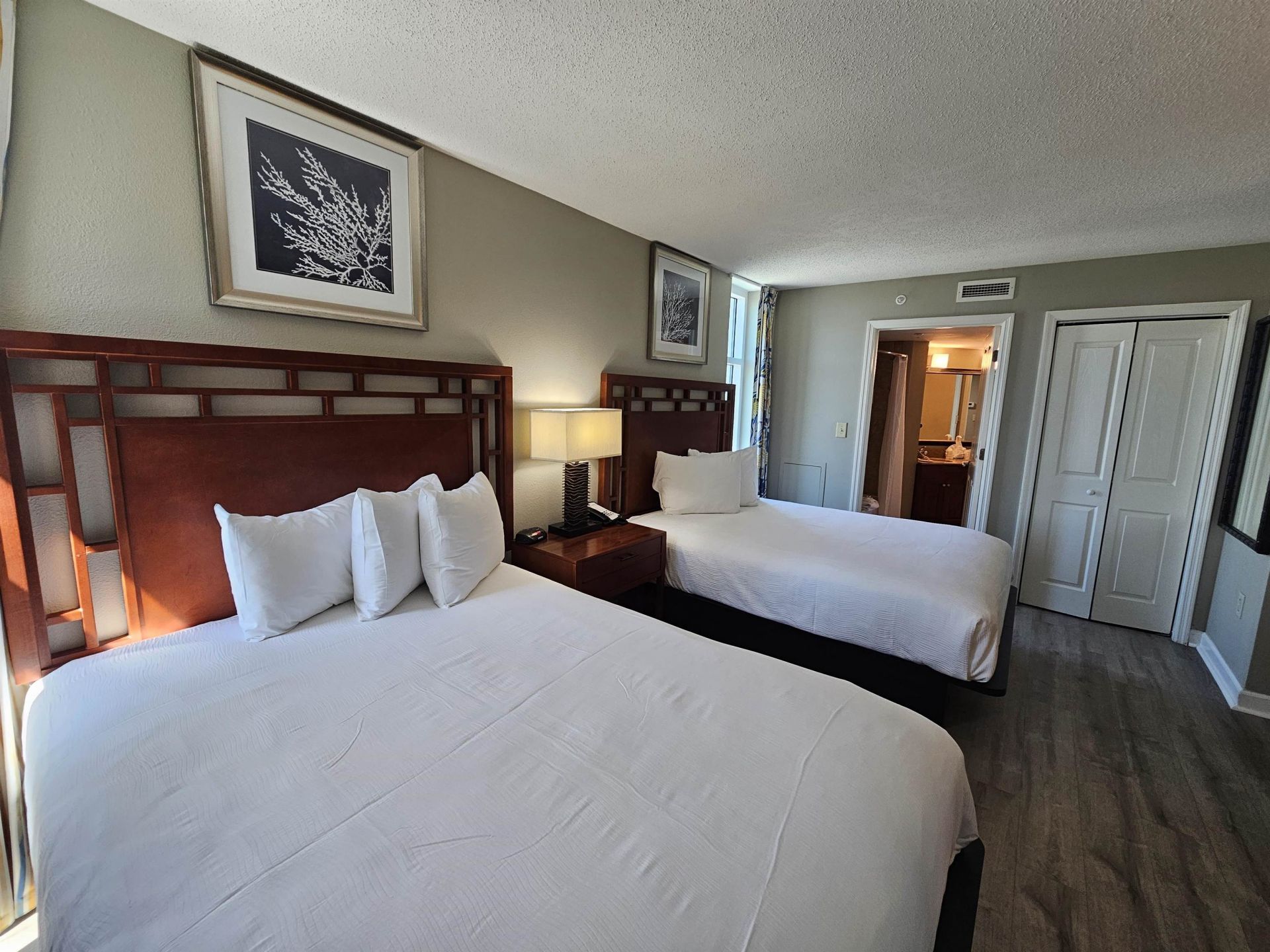 5200 N Ocean Blvd. Photo 4