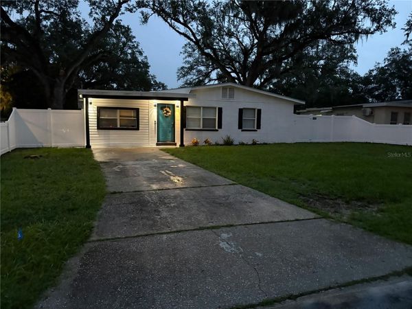 7502 MELALEUCA LANE , TAMPA, FL 33619