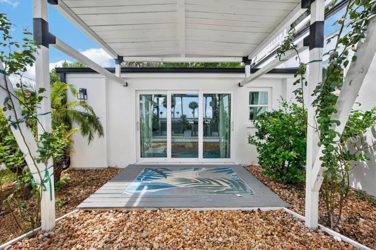 500 S Riverside Drive , Edgewater, FL 32132 Photo