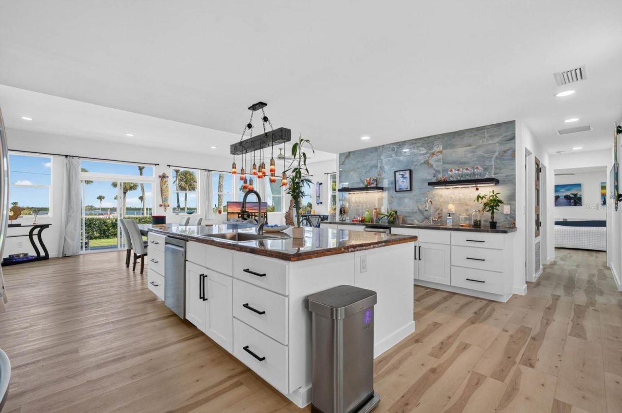 500 S Riverside Drive , Edgewater, FL 32132 Photo