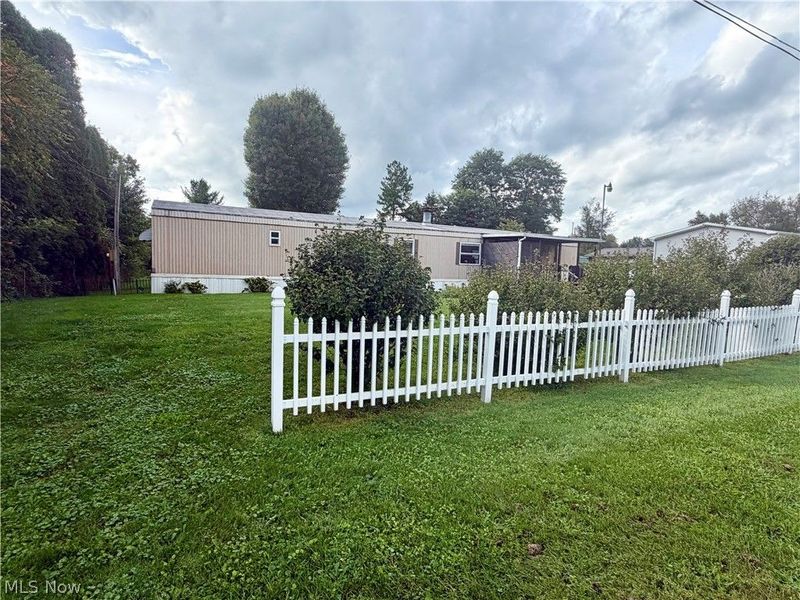 9133 W Southview Street, Minerva, OH 44657 Photo 2