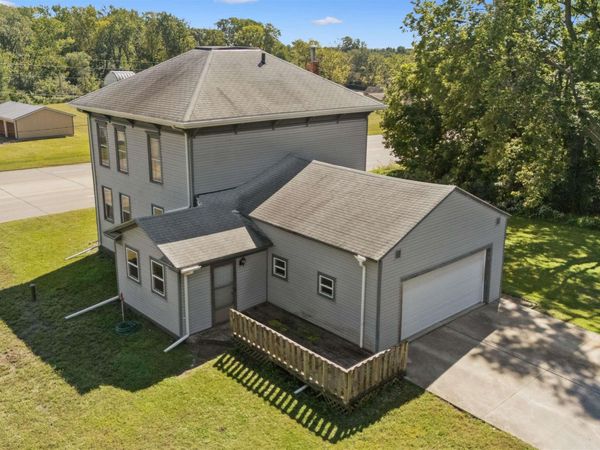 3127 Logan Avenue, Waterloo, IA 50703