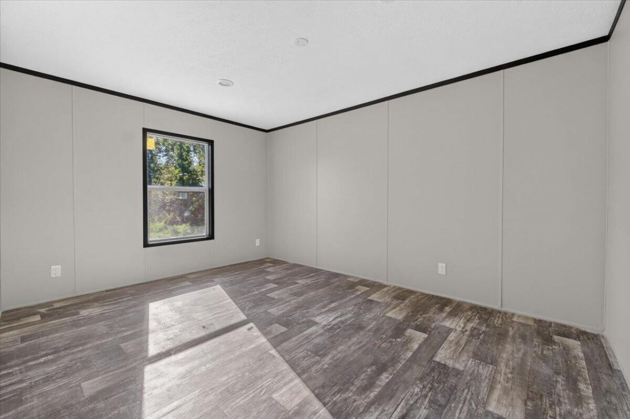1818 Poplar Hill Drive Photo 30