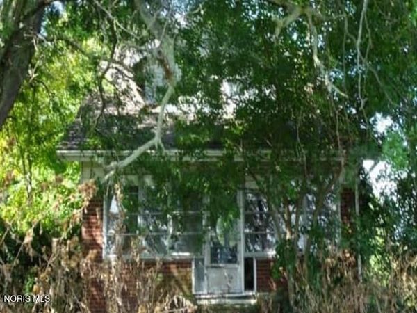2944 N Graytown Road , Graytown, OH 43432
