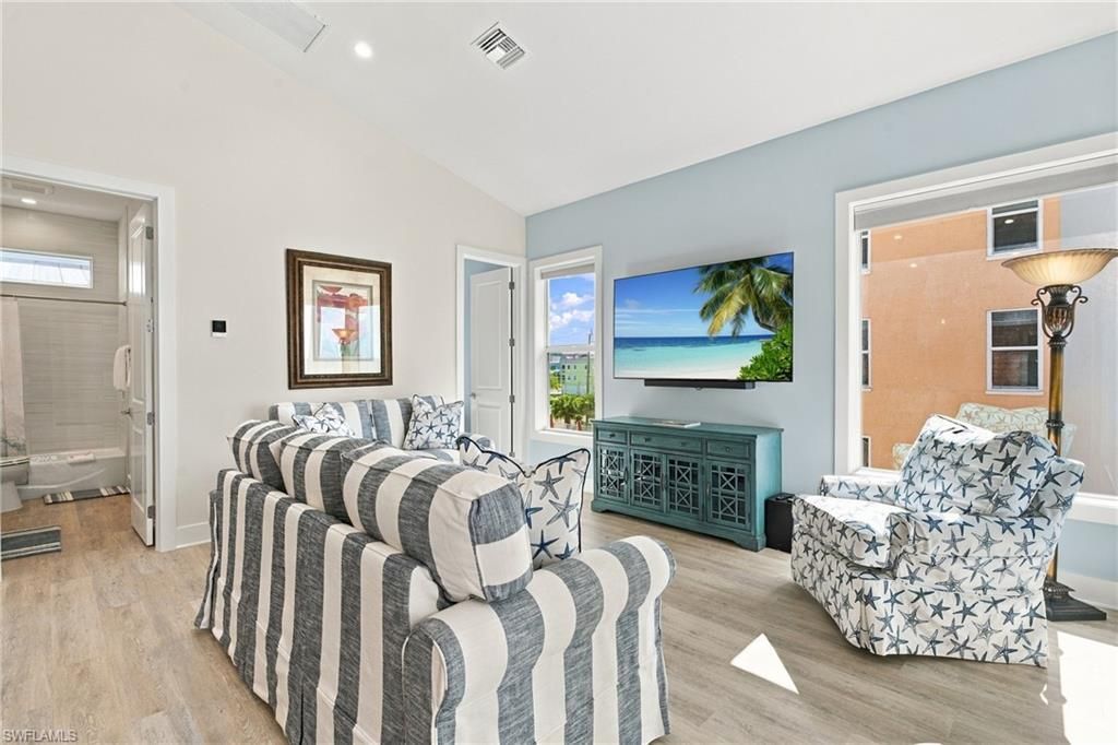 724 Estero Blvd, Fort Myers Beach, FL 33931 Photo