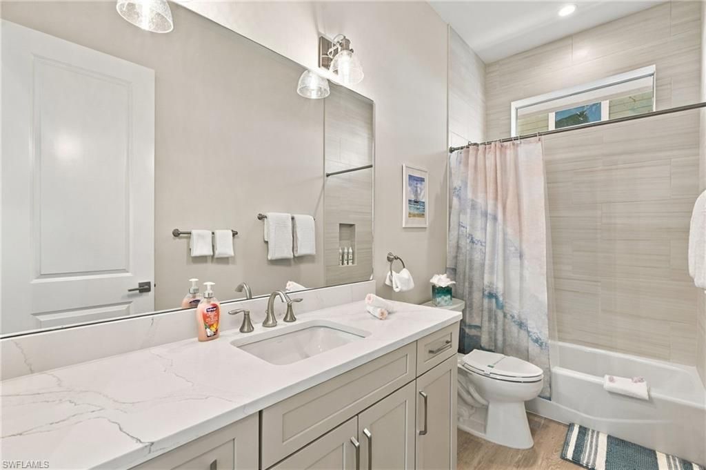 724 Estero Blvd, Fort Myers Beach, FL 33931 Photo