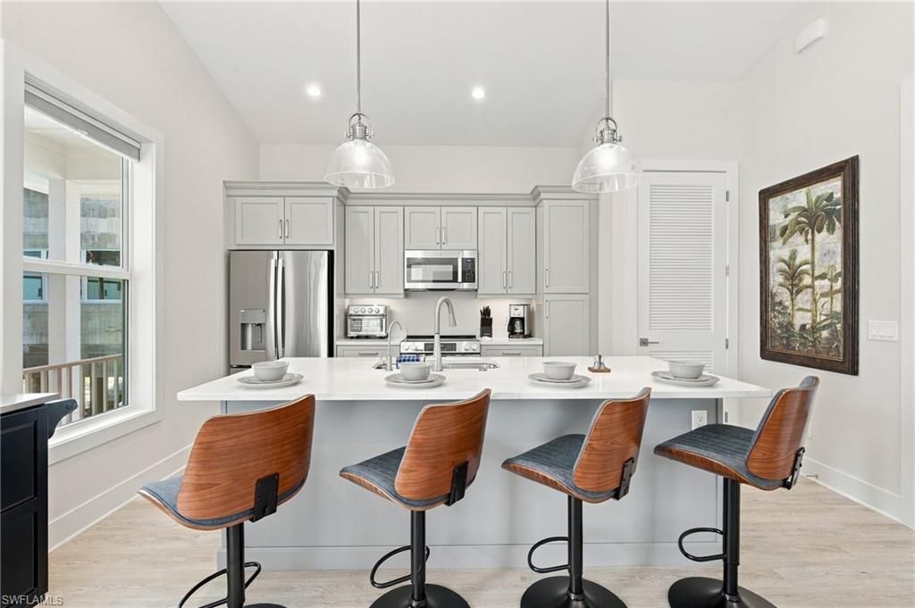 724 Estero Blvd, Fort Myers Beach, FL 33931 Photo