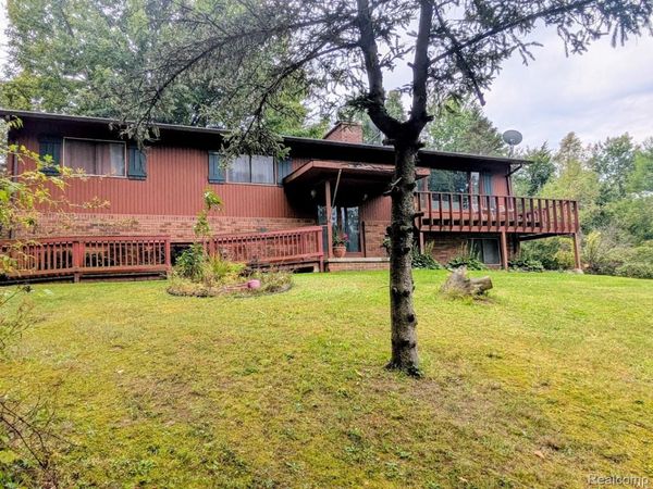 4050 Hunters Creek Road , Attica Township, Mi 48455