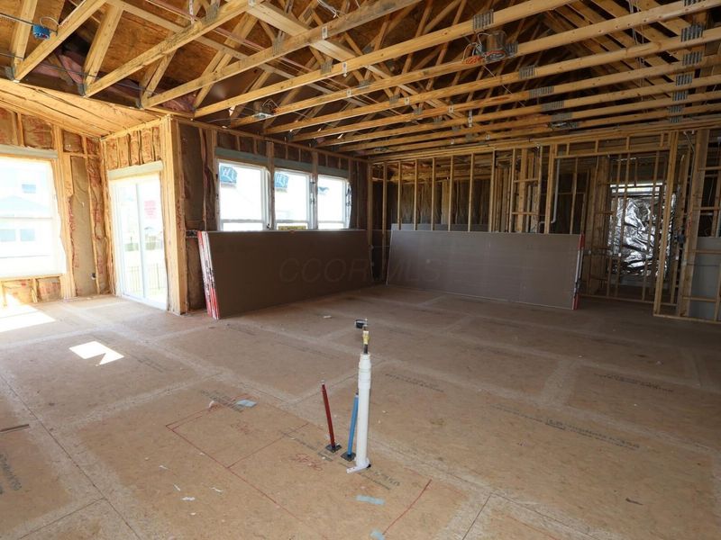 408 Fannin Drive, Pataskala, OH 43062 Photo 4