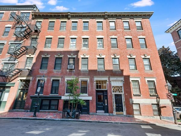 11 Revere St, Unit 1, Boston, MA 02114