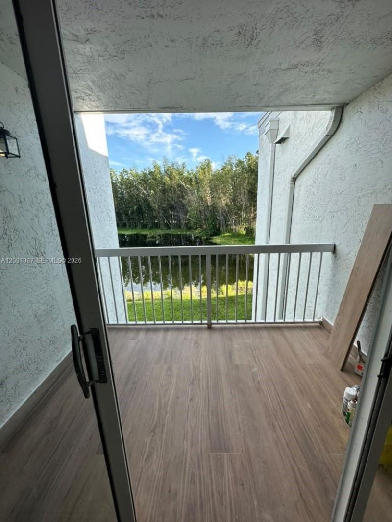 9735 NW 49th Ter , Unit 414, Doral, FL 33178 Photo