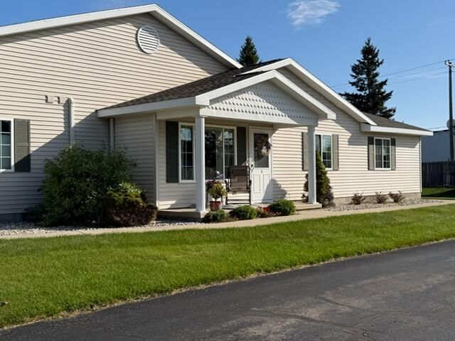 355 S Oliver Street, Alpena, MI 49707 Main Photo
