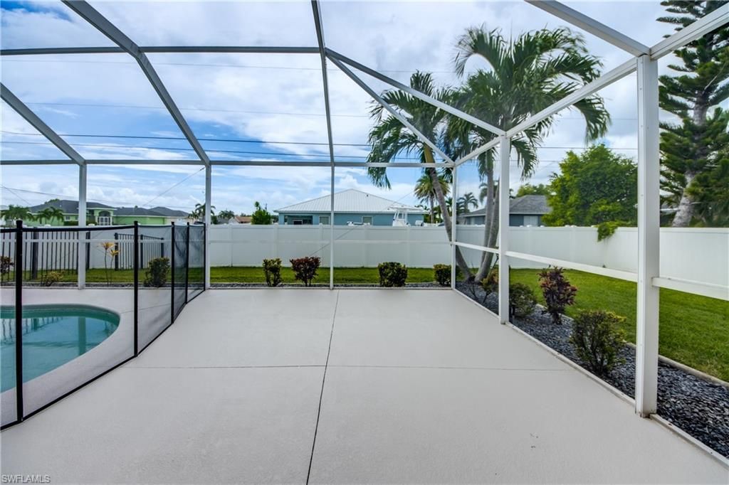 816 SW 28th Ter, Cape Coral, FL 33914 Photo