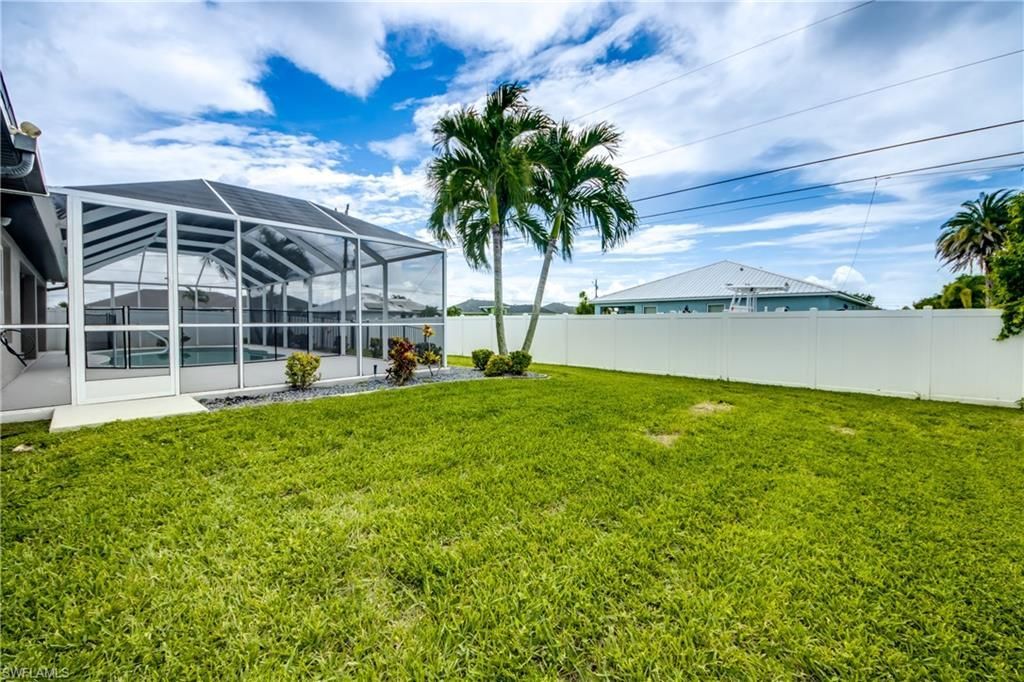 816 SW 28th Ter, Cape Coral, FL 33914 Photo
