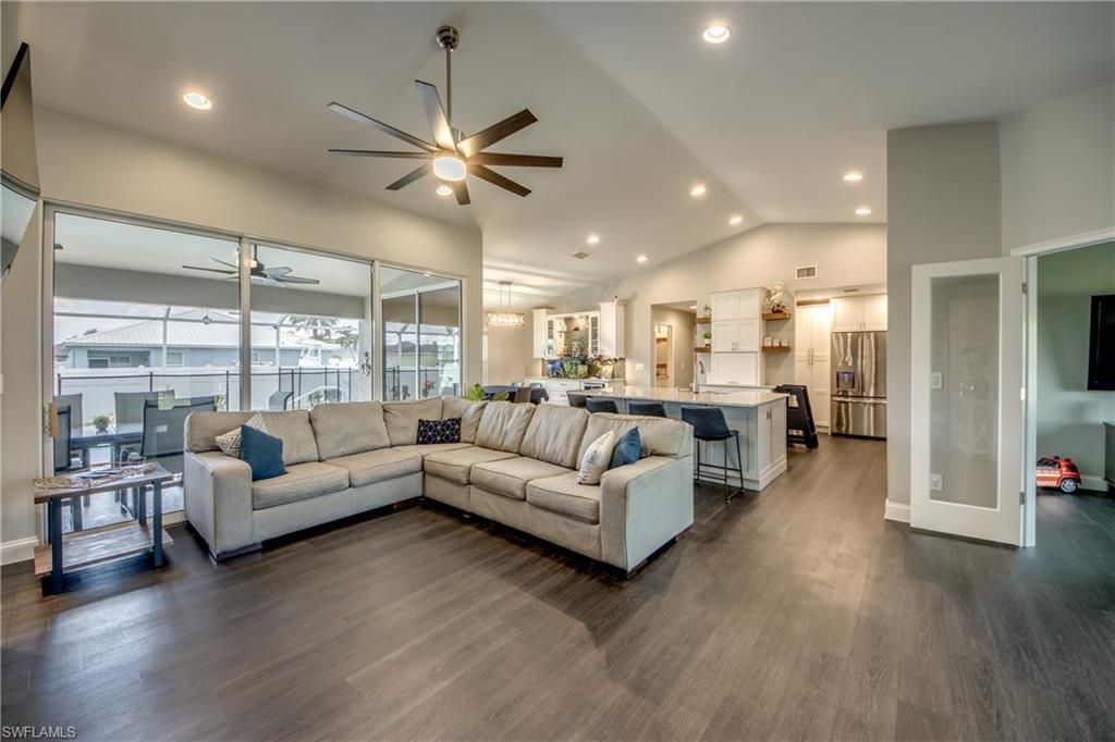 816 SW 28th Ter, Cape Coral, FL 33914 Photo
