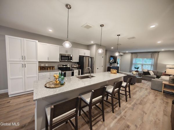 3102 Zenith lane Lane, Guilderland, NY 12203