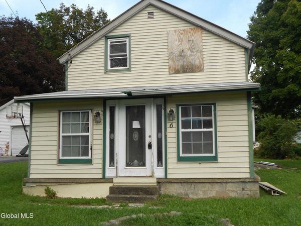 6 Center Street, Stillwater, NY 12170