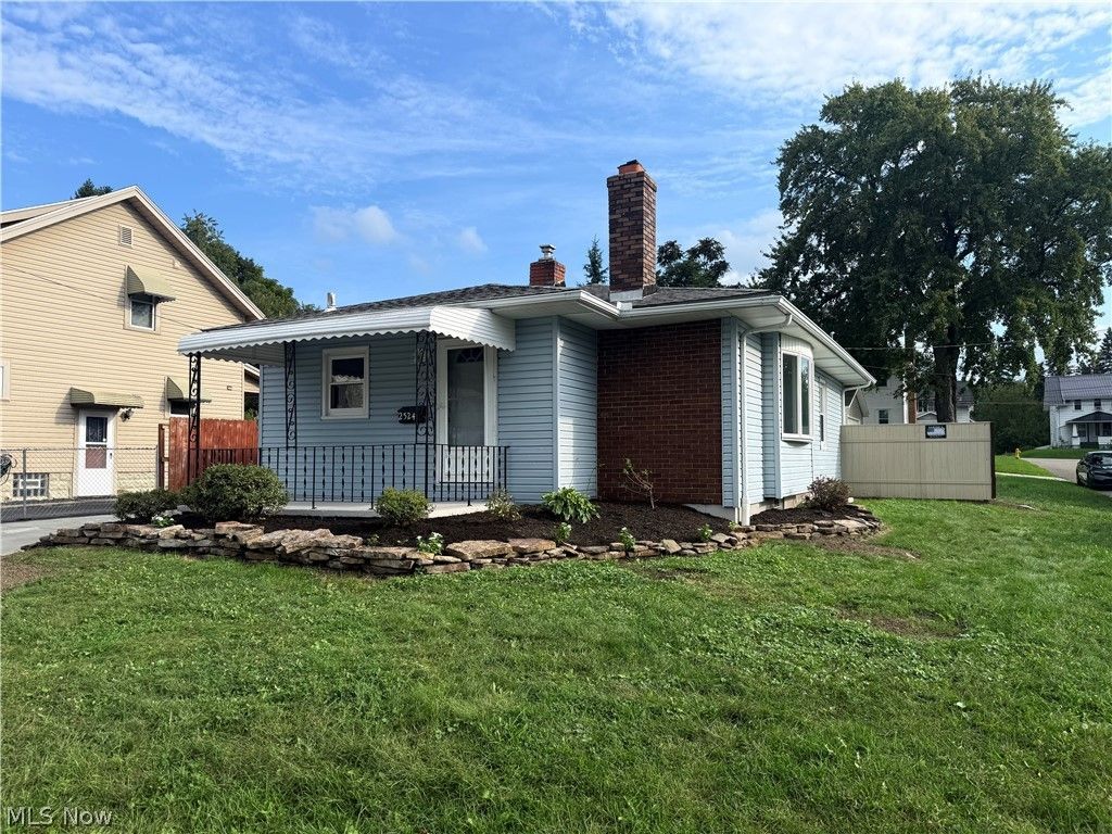 2524 Albrecht Avenue, Akron, OH 44312 Main Photo