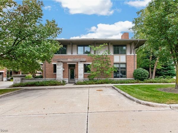 1393 Slate Court , Cleveland Heights, OH 44118