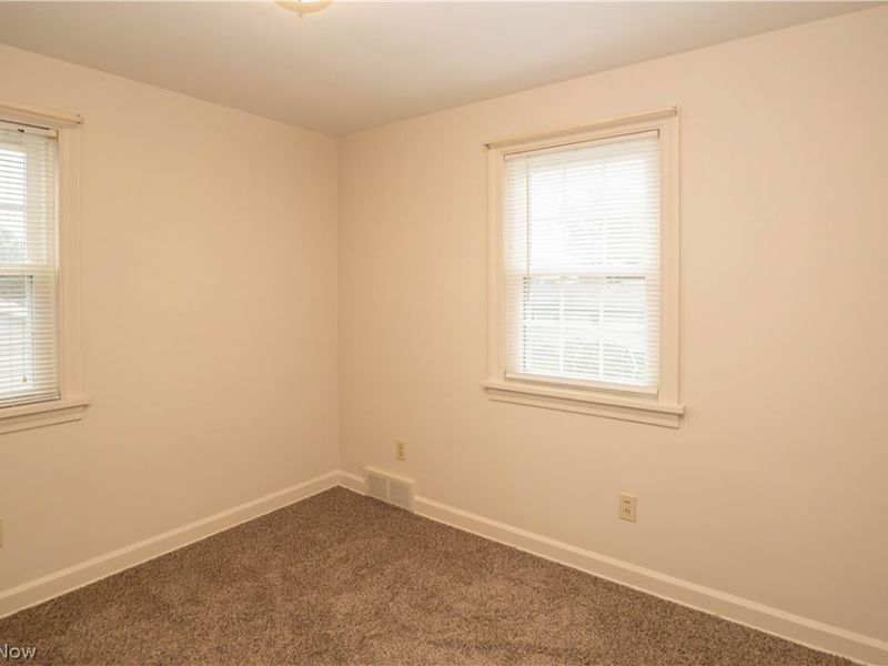 1032 Roosevelt Street NE, Massillon, OH 44646 Photo 28