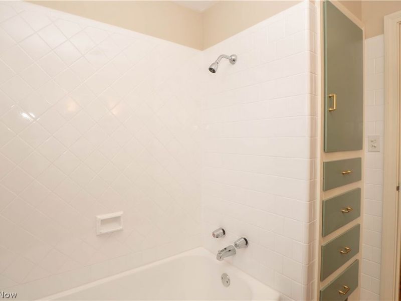 1032 Roosevelt Street NE, Massillon, OH 44646 Photo 34