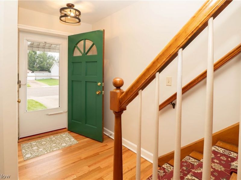 1032 Roosevelt Street NE, Massillon, OH 44646 Photo 4