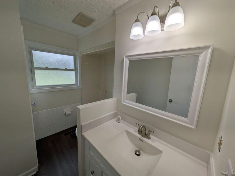 1055 Cottingham Road , Reynoldsburg, OH 43068 Photo 4