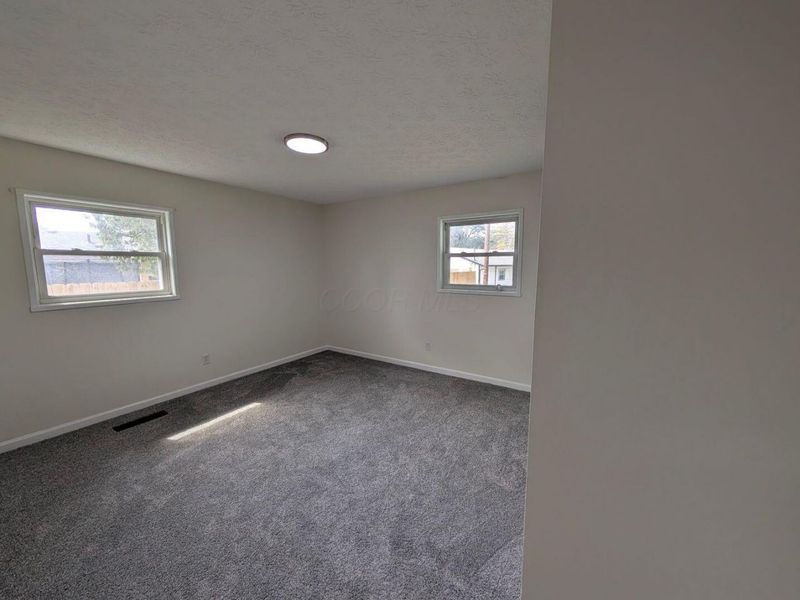 1055 Cottingham Road , Reynoldsburg, OH 43068 Photo 7