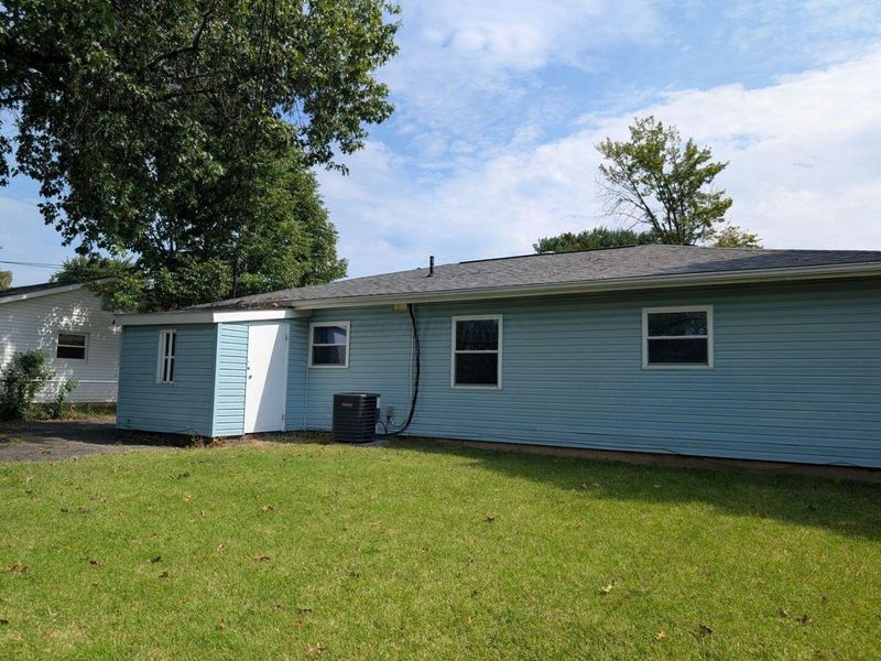 1055 Cottingham Road , Reynoldsburg, OH 43068 Photo 9