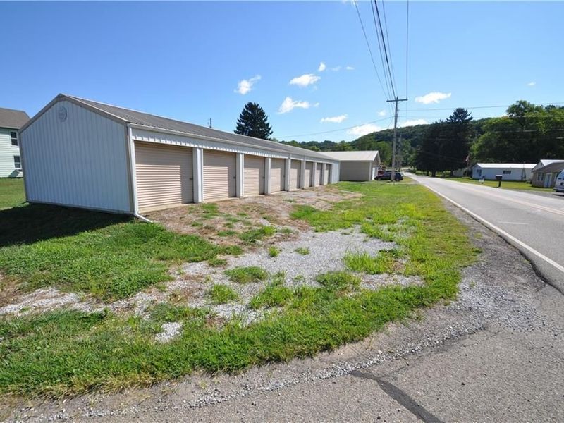 686 Buckeye Street , Coshocton, OH 43812 Photo 2