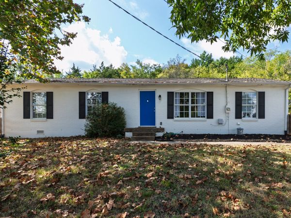 388 Kingview Dr , Nashville, TN 37218