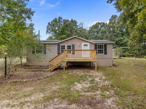 10404 Ridgecrest Dr, Bon Aqua, TN 37025