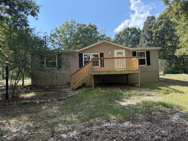 10404 Ridgecrest Dr , Bon Aqua, TN 37025