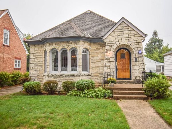 2941 N 75th STREET, Milwaukee, WI 53210