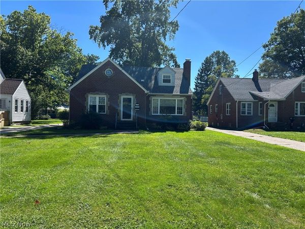 170 Charlotte Street , Painesville, OH 44077